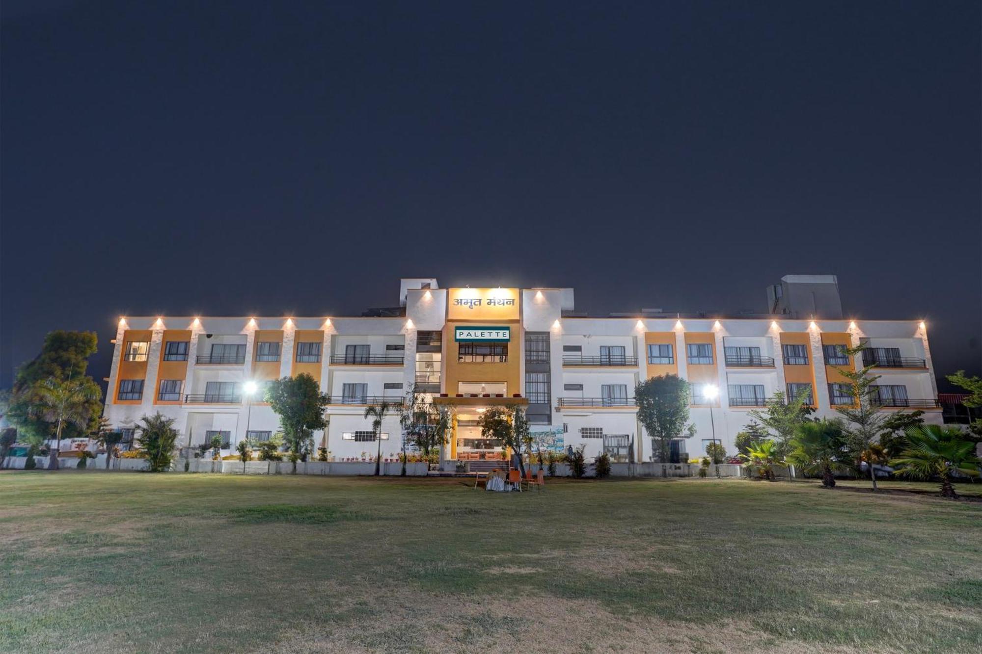 Hotel Amrit Manthan Chittorgarh Esterno foto