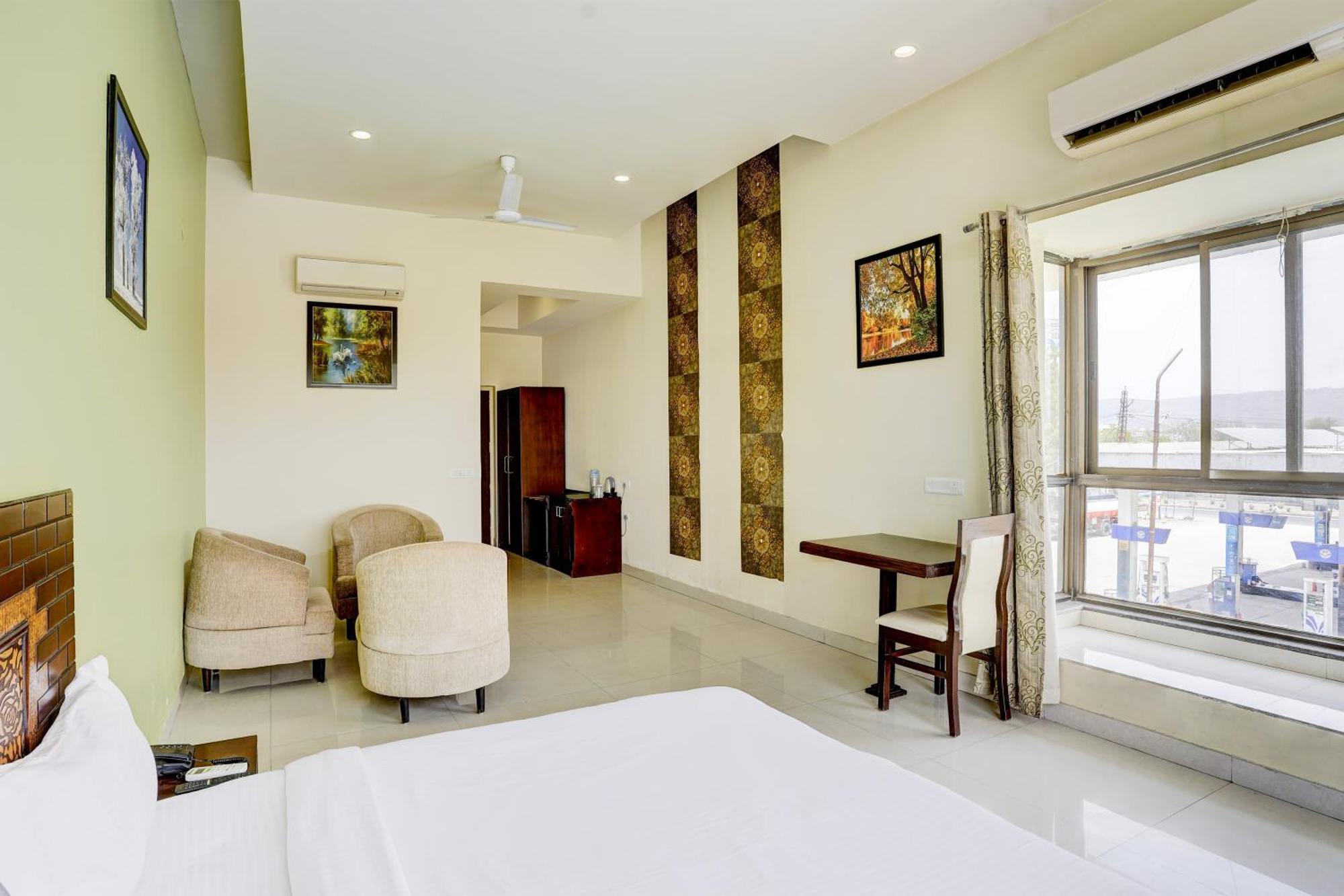 Hotel Amrit Manthan Chittorgarh Esterno foto