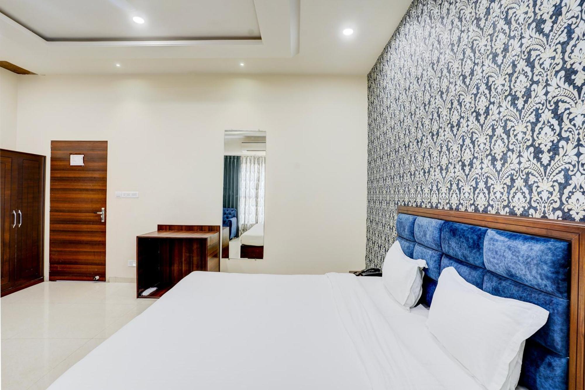 Hotel Amrit Manthan Chittorgarh Esterno foto