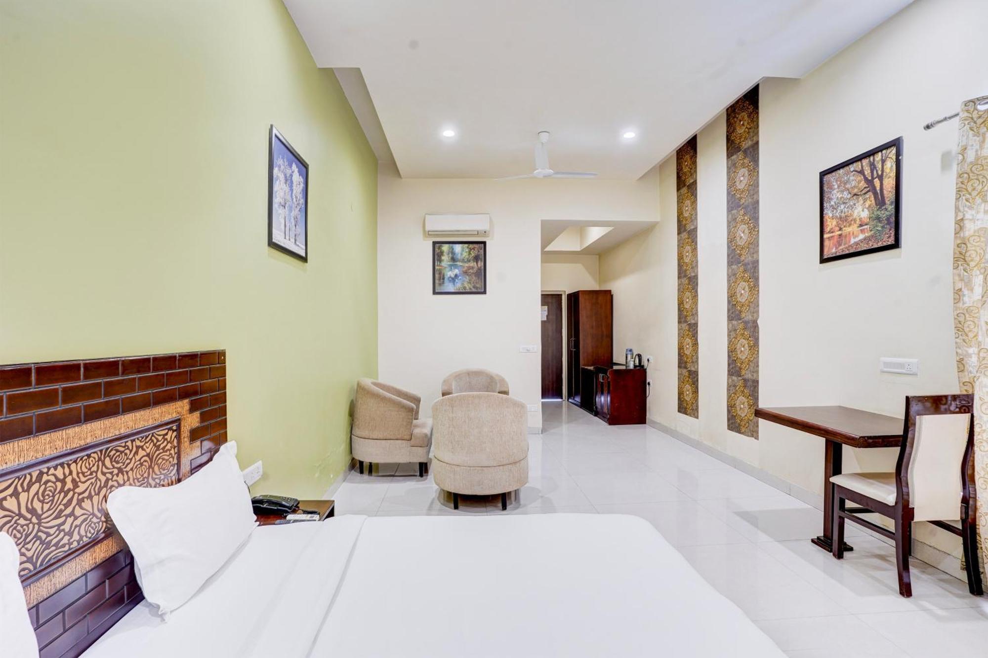 Hotel Amrit Manthan Chittorgarh Esterno foto