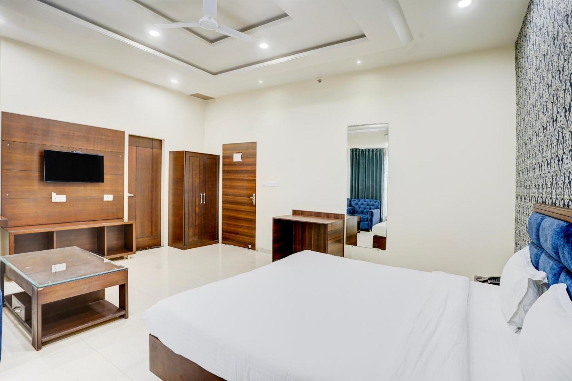 Hotel Amrit Manthan Chittorgarh Esterno foto